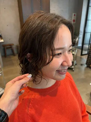 ミディアム パーマ 池田理紗/メンズ カット/切りっぱなしのヘアスタイル