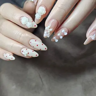 ネイル 山田 貴子のネイルデザイン