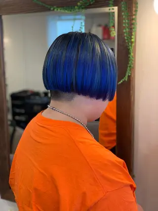 ショート カラー 中村 優太のヘアスタイル