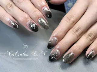 ネイル E.N🦋 長さ出し/持ち込みのネイルデザイン