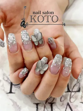 ネイル Risa ネイルサロンKOTOのネイルデザイン