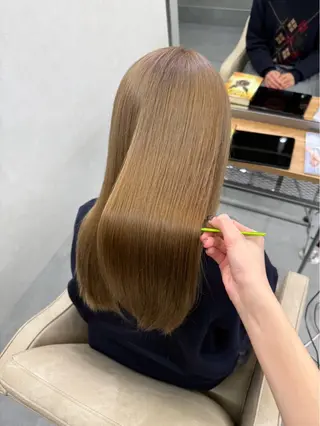 ロング カラー el.hair maison所属・浅見 茉美のヘアスタイル