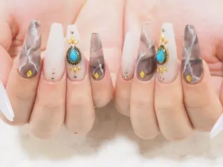 ネイル LoLo nail kのネイルデザイン