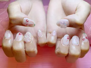 ネイル キラリ ネイルサロンのネイルデザイン