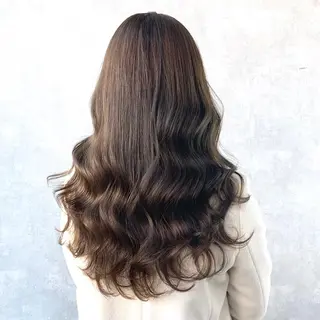 ロング サロウィン所属・K-POP好き美容師 🇰🇷Kai.Yのヘアスタイル