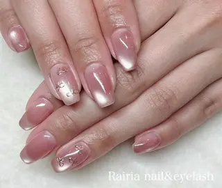 ネイル Rairia   nail所属・屋敷 理奈のネイルデザイン