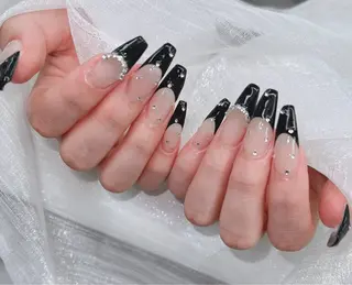 ネイル Lee Nailsのネイルデザイン
