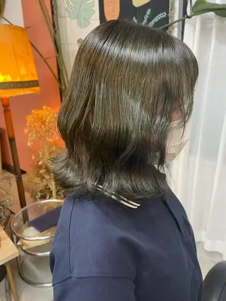 ミディアム カラー chapter問屋町 💘小室明華のヘアスタイル