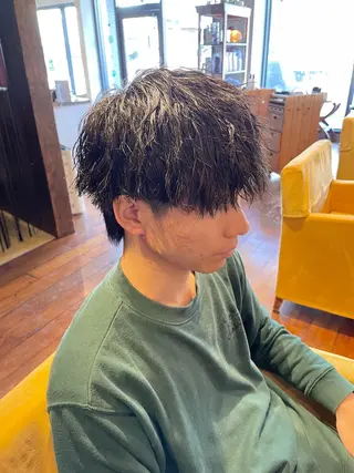 メンズ suka  hair所属・タイチ メンズ専門のヘアスタイル