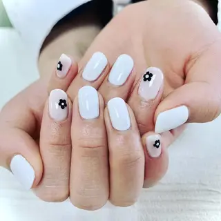 ネイル Eden　private nail saron所属・Eden ♾️のネイルデザイン