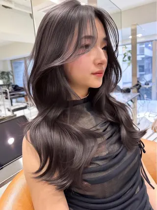 ロング カラー 艶髪ハイトーン 💎凜💎のヘアスタイル