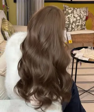 ロング カラー 表参道/赤み無し 透明感 colorのヘアスタイル