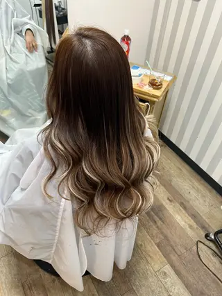 ＤＥＳＴ所属・吉野 瑳桜のヘアスタイル