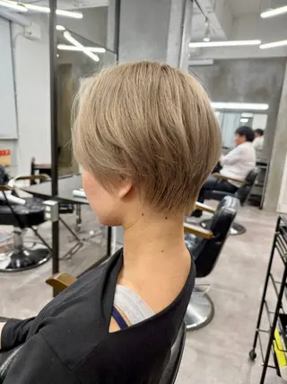 ショート カラー 色気レイヤー& ショートはお任せ🌟のヘアスタイル