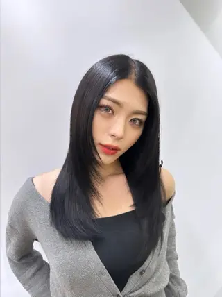 ロング Hana ハイトーン🕯🩰のヘアスタイル