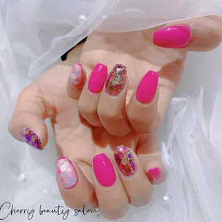 ネイル SAKURA 🍒のネイルデザイン