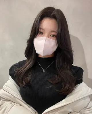 セミロング ❤︎︎韓国ヘア❤︎︎ 𝑺𝒉𝒊𝒉𝒐のヘアスタイル