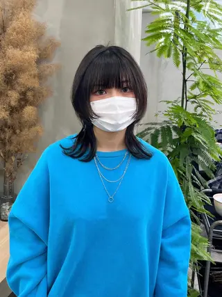 ミディアム ウルフ/レイヤー ⚡️ITSUKU⚡️のヘアスタイル