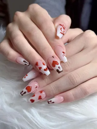 ネイル NIE MoMoのネイルデザイン