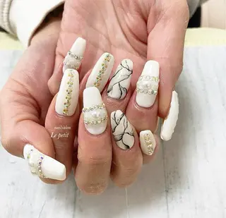 ネイル 石野 広佳のネイルデザイン