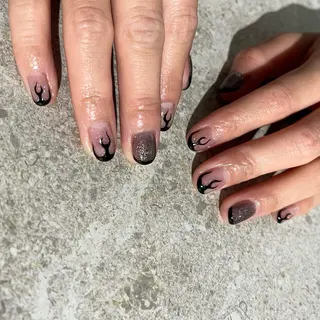 ネイル esby Loely MIZUKIのネイルデザイン