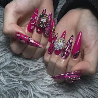 ネイル シェヌネイル JURAのネイルデザイン