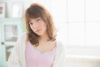 ミディアム 所渉/韓国レイヤー /ウルフカットのヘアスタイル