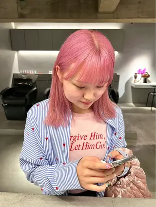 セミロング 大石 明葉のヘアスタイル