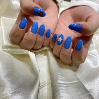 ネイル 西岡 杏のネイルデザイン