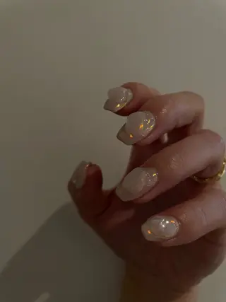 ネイル anyora nail salon所属・大人ワンホン キラキラ／Ayanoのネイルデザイン