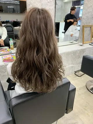 ロング レイヤーカット TAIKIのヘアスタイル