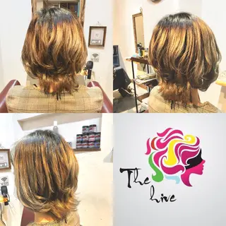 ショート カラー Hair salon The  hiveのヘアスタイル