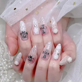 ネイル queens nailsalonのネイルデザイン