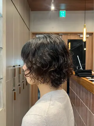 ショート パーマ しずく🤍🧸 / fifthパーマのヘアスタイル