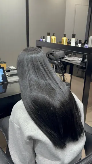 ロング カラー 池田 龍生のヘアスタイル