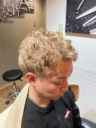 パーマ メンズ BARBER SHOP 涼所属・岡村 海のヘアスタイル