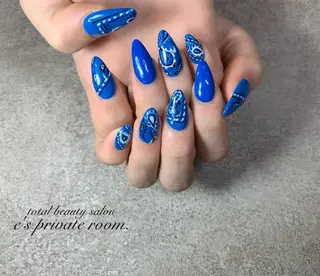 ネイル LAVISH nail salonのネイルデザイン