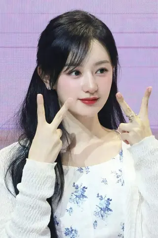 ロング カラー ハイトーン/韓国 レイヤー/るか🎀のヘアスタイル