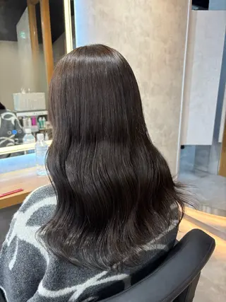 セミロング カラー グレージュ/ベージュ 透明感カラーYUTAのヘアスタイル