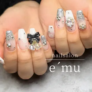 ネイル nailsalon e´muのネイルデザイン