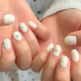 ネイル shine'an fuka🌿🫧のネイルデザイン