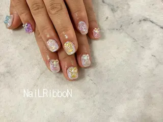 ネイル ネイルリボン 受付スタッフのネイルデザイン