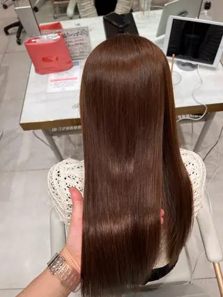 カラー レイヤーカット/ 顔まわり/アオイのヘアスタイル