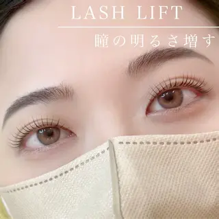 マツエク・マツパ melanie.所属・melanie. 和田の眉毛・アイブロウイメージ