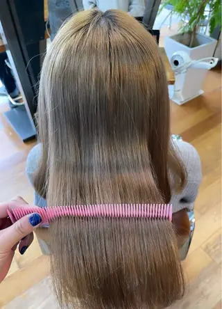 ミディアム カラー ayaka |トレンドヘアのヘアスタイル