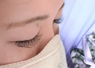 マツエク・マツパ トータルビューティー サロン・Nの眉毛・アイブロウイメージ