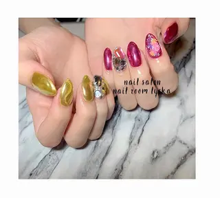 ネイル ﾈｲﾙﾙｰﾑﾘｯｶ 𝐦𝐚𝐲𝐮のネイルデザイン