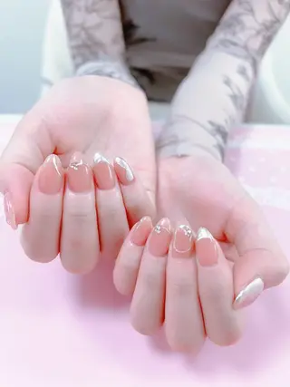 ネイル はぴねす所属・横浜 美夢のネイルデザイン