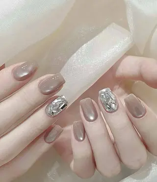 ネイル 西村 桜子のネイルデザイン