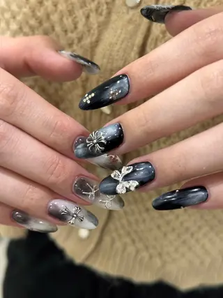 ネイル Merci𖤐´ 長谷川のマツエク・マツパデザイン